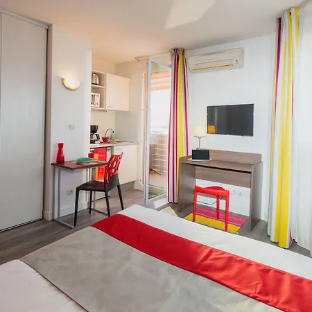 Appart-hotel & Golf Centre 3* Perpiñán