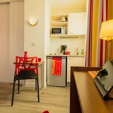 Appart-hotel & Golf Centre Aparthotel 3*