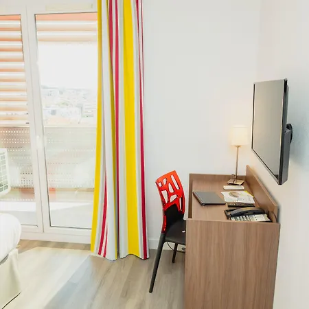 Apartahotel Appart-hotel & Golf Centre 3*