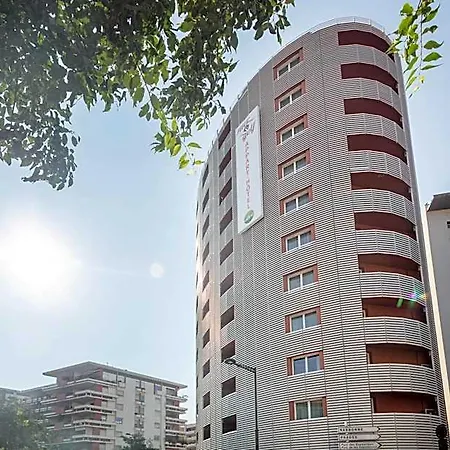 Appart-hotel & Golf Centre Aparthotel 3*