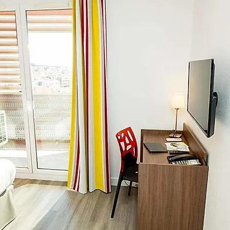 Appart-hotel & Golf Centre 3* Perpignan